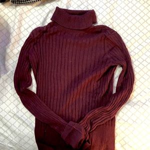 Aeropostale turtle neck